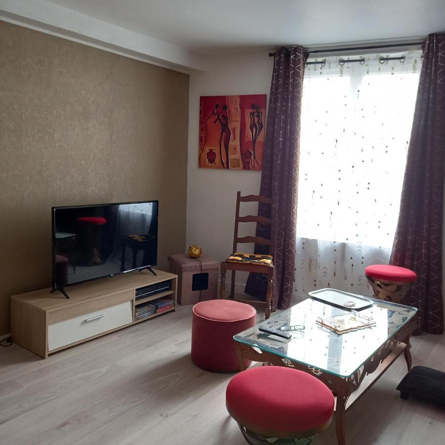 Une Chouette Maison Arcay  Экстерьер фото