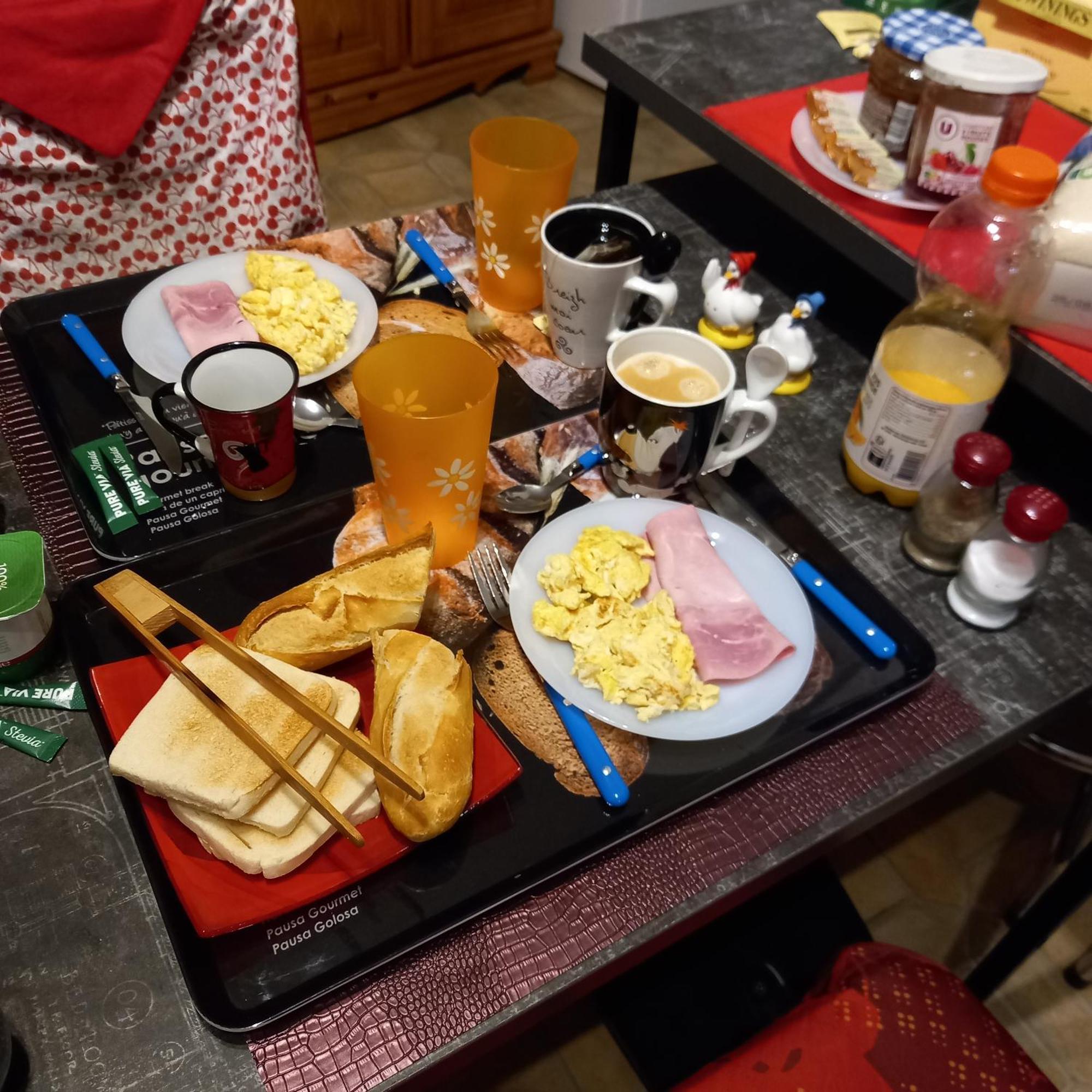 Une Chouette Maison Arcay  Экстерьер фото